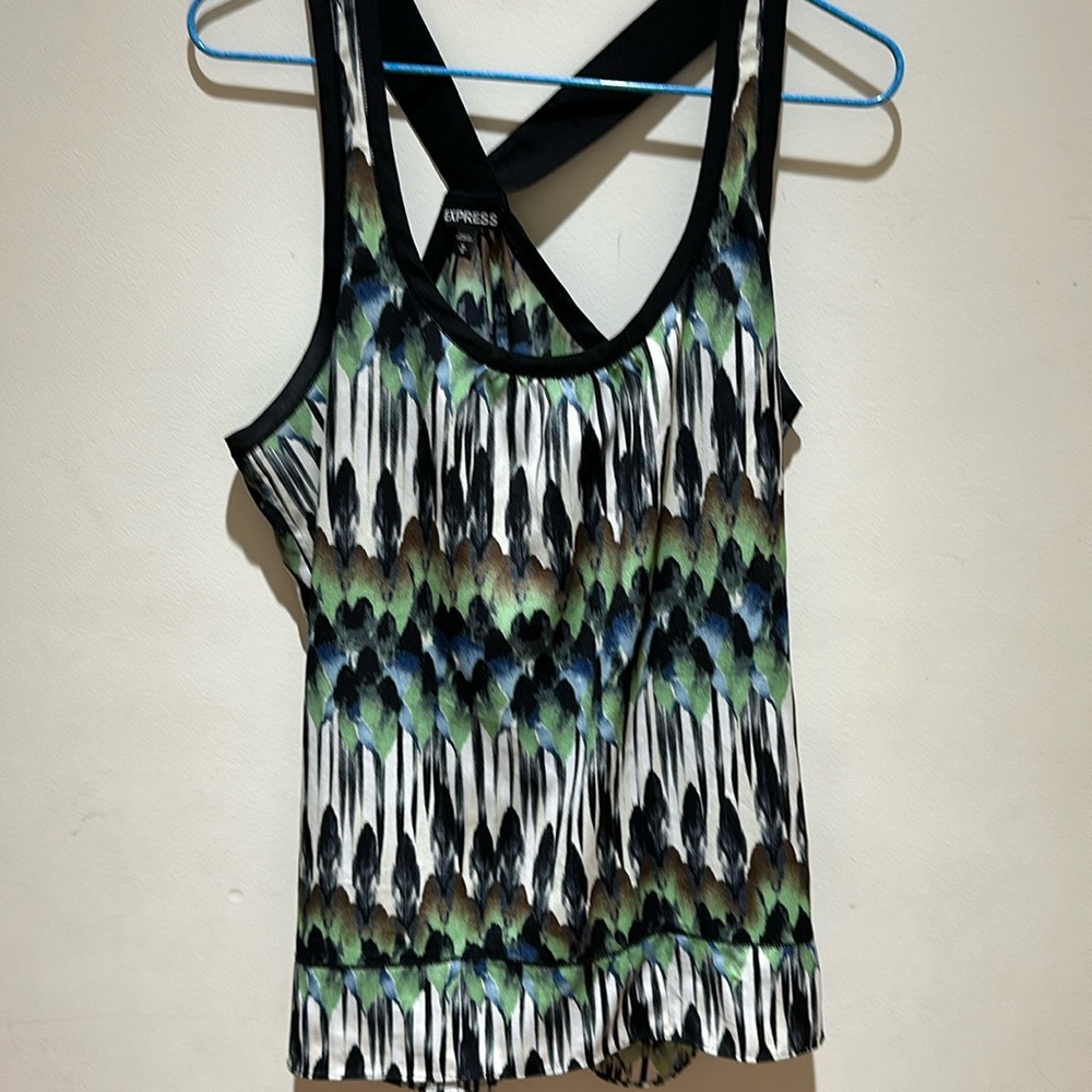 Express medium top